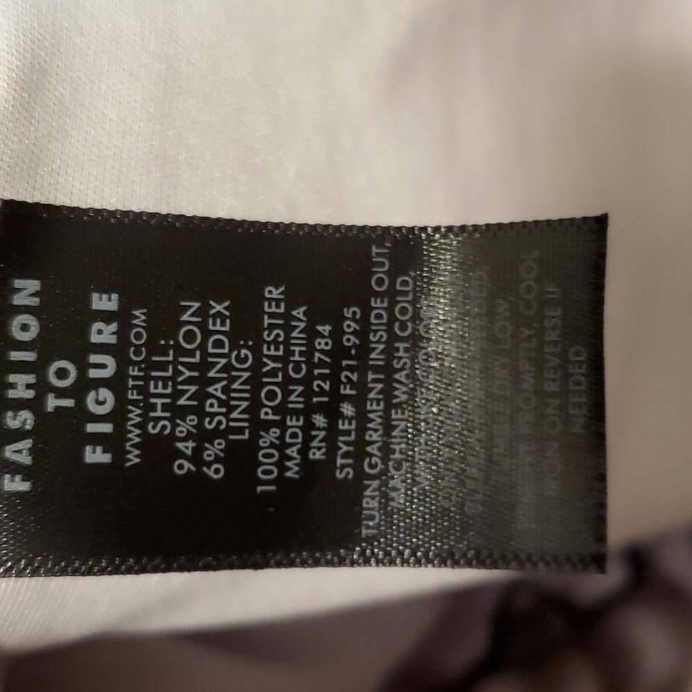 Fashion to Figure Rayna Lace-up Body-con Dress - Picture 8 of 15